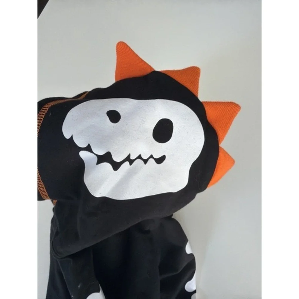 Cat & Jack Baby Dinosaur Hooded Zip One-Piece Romper Black 9–12 Months NWT. 3949